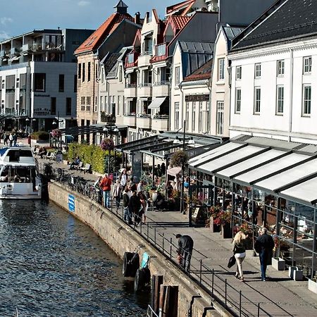 Moderne Leilighet Midt I Sentrum Av Fredrikstad Exteriér fotografie